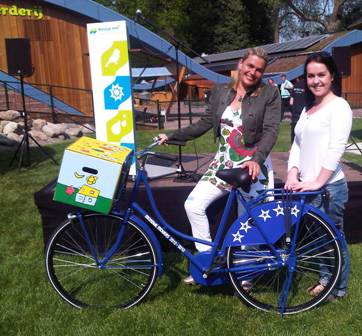 Mondial Movers geeft duurzaam cadeau aan Stadsboerderij Weizigt